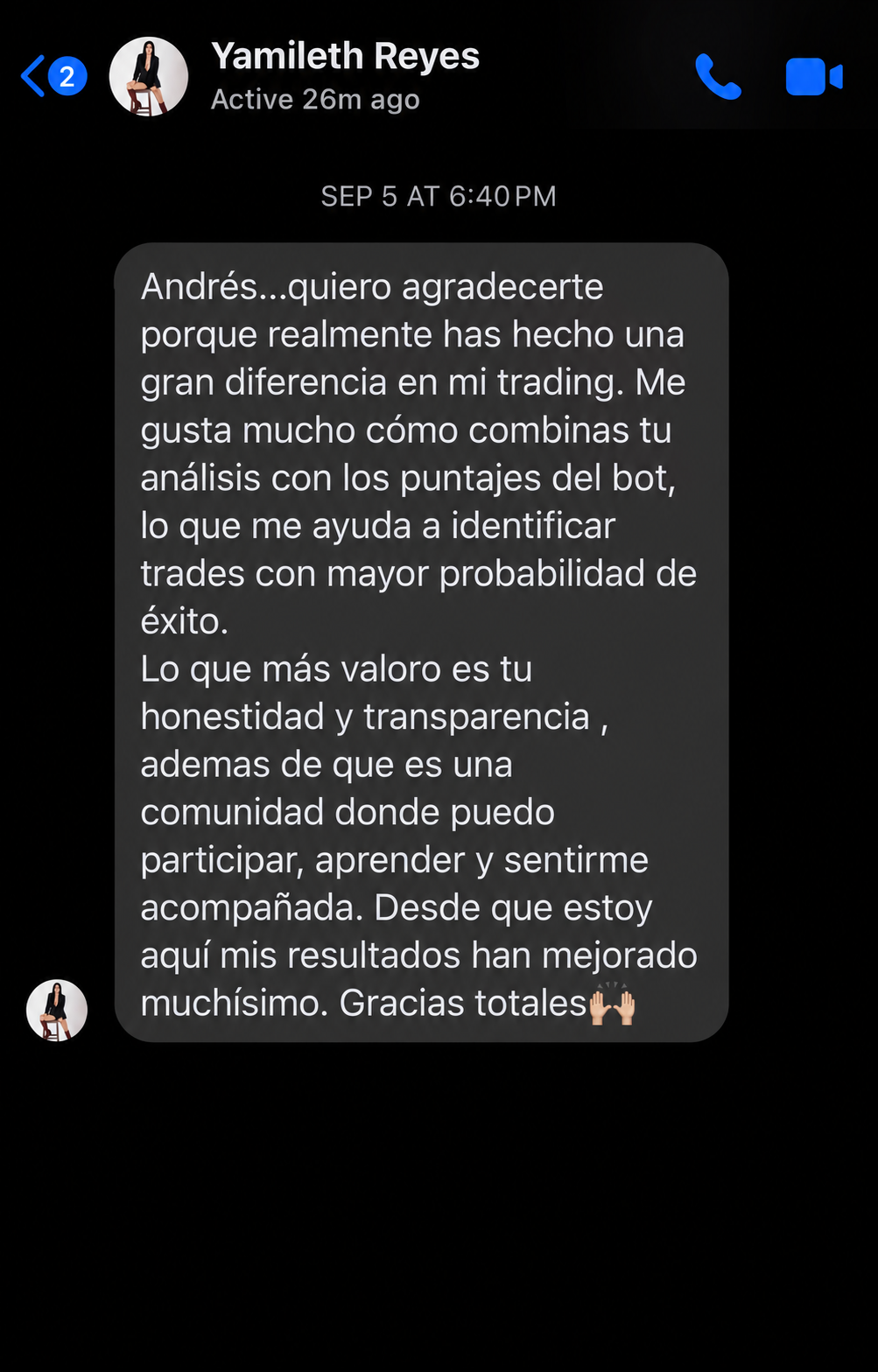 Captura del mensaje de Yamileth Reyes sobre su experiencia con el bot y la comunidad